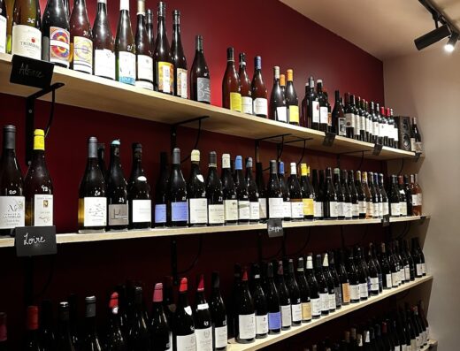 AU TOUR DU VIN