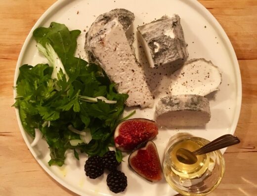 Bobance bar & cave à manger / vins nature / assiettes