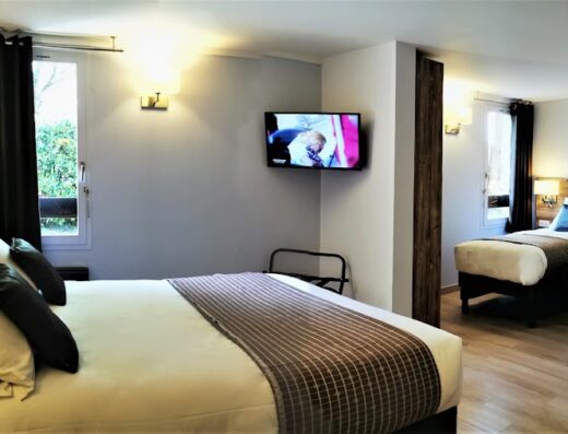 Brit Hotel Confort Pau Lons