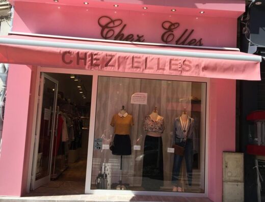 Chez Elles
