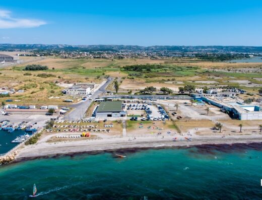 Club Nautique Marignanais – Ecole de Voile – planche à voile, wingfoil, dériveur, cata et optimist.
