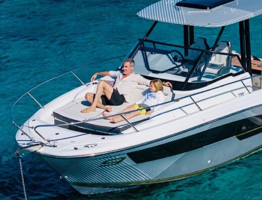 DREAM BOAT