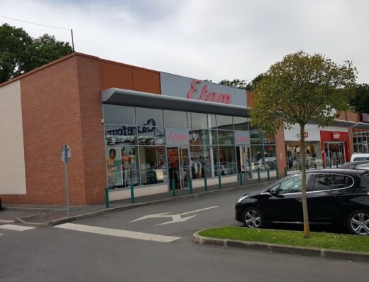 Etam Lingerie et Prêt-à-porter