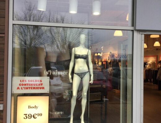 Etam Lingerie et Prêt-à-porter