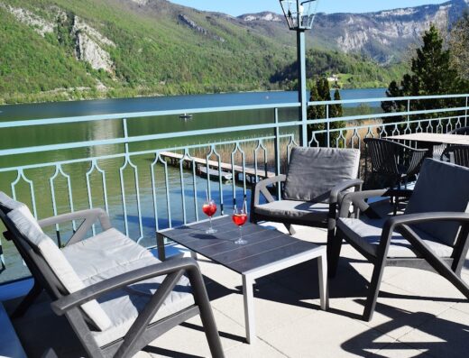 Hôtel Novalaise Plage – Restaurant Les Roselières