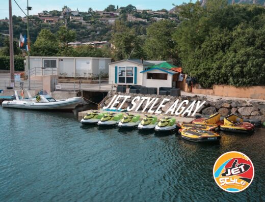 JET STYLE AGAY LOCATION JET SKI BOUÉE TRACTÉE