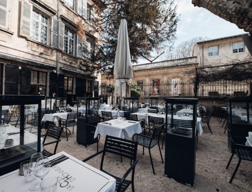 La Cour d’Honneur – Restaurant Avignon Centre Ville