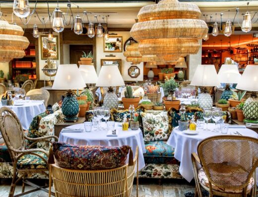 Le Café Saint-Tropez