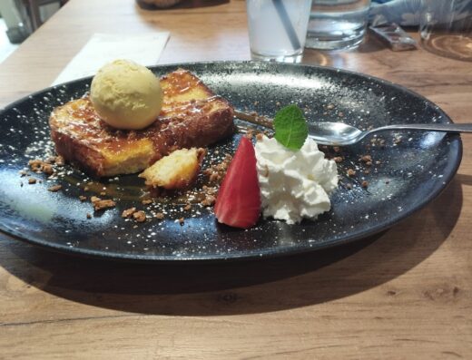 Le France Brasserie Restaurant