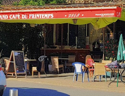 Le Grand Cafe Du Printemps