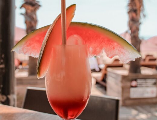 Le Mosquito Beach plage aménagée, espace nautique, service au comptoir