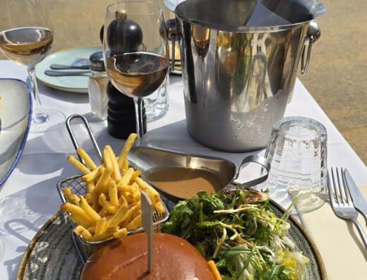 Le Nautic Beach – restaurant & plage privée