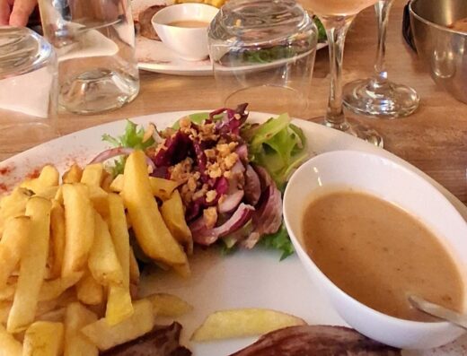Le Versois Café Restaurant Vers Pont du Gard