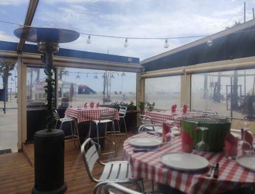 Les Copains À Table