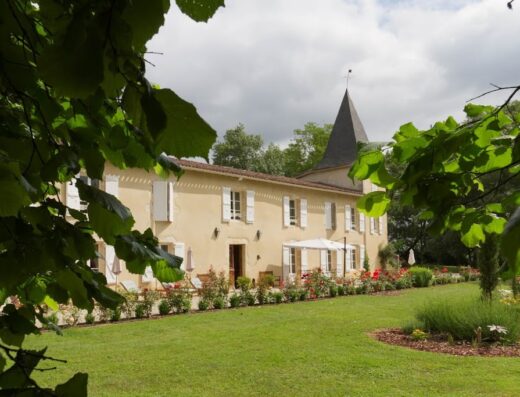Maison d’hôtes et Chambre d’hôtes de Charme Les Bruhasses