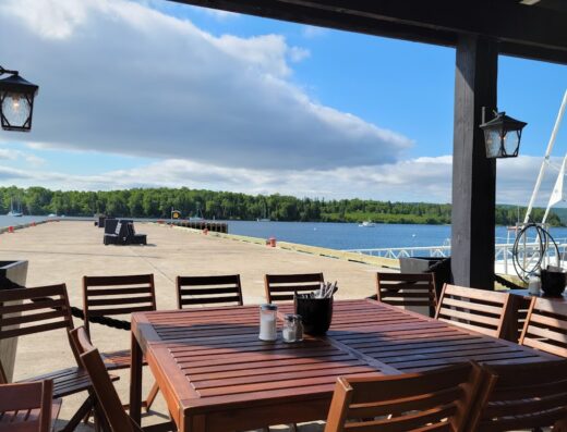 The Freight Shed: Waterside Bistro & Market