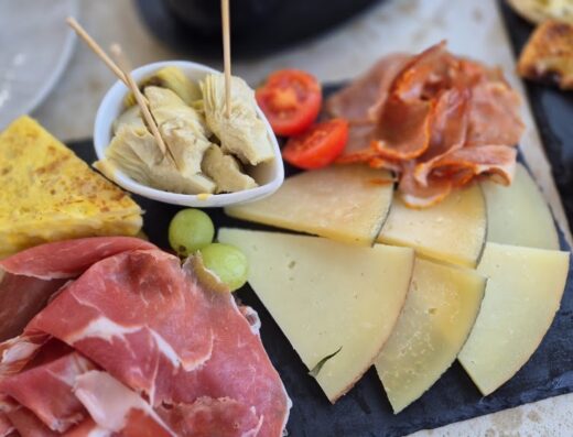 AVAIA Tapas & Cocktails