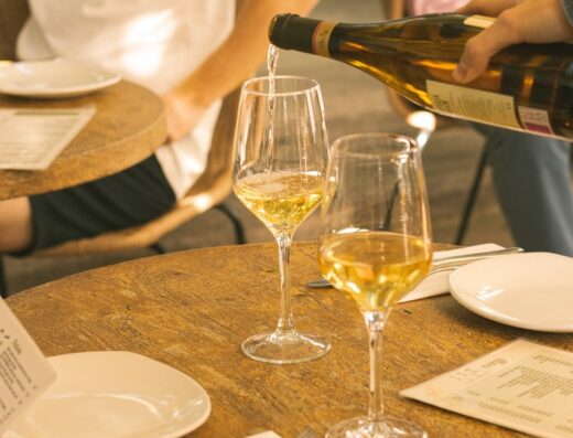Illari Vinos y Tapas