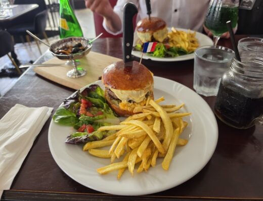 Le Siècle Valence – Café & Brasserie
