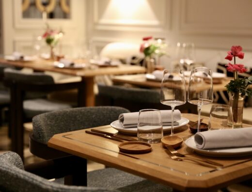 MoNa Restaurant