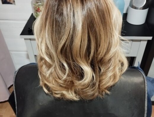 Nouvel’hair coiffeuse à domicile sur rendez-vous