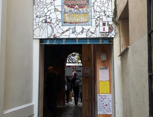 Plaza Pintor Eugenio Chicano