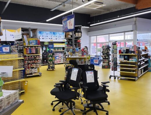 Bureau Vallée La Couronne – papeterie et photocopie