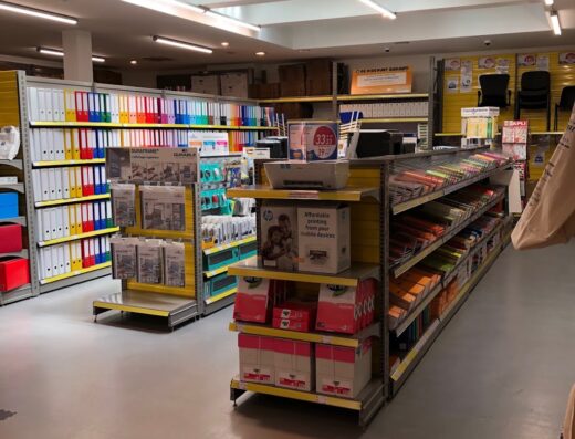 Bureau Vallée Paris 9 (métro Place de Clichy) – papeterie et photocopie