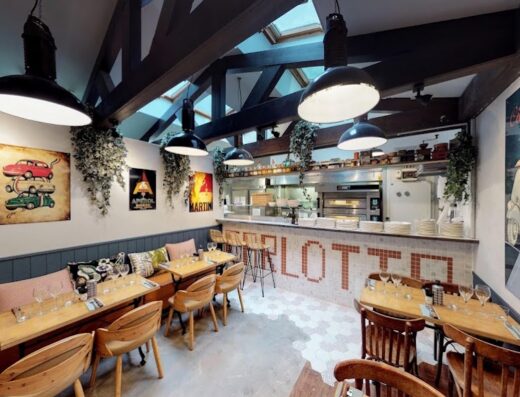 Carlotta – Le Clan des Mamma, Pizzas & Cocktails – La Rochelle