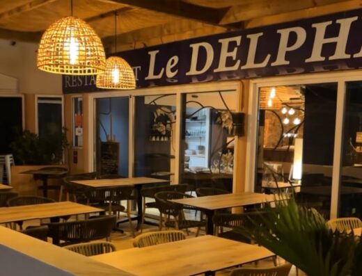 Le Delphinium