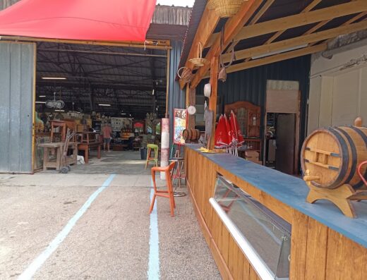 Le Village Du Brocanteur
