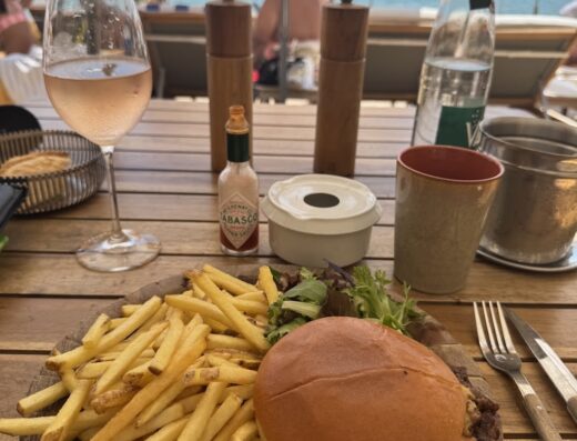 MARINIÈRES PLAGE RESTAURANT