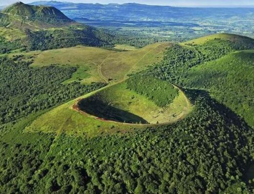 Parc naturel régional des Volcans d’Auvergne