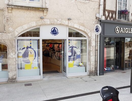 Petit Bateau Blois / Sarl Sigana