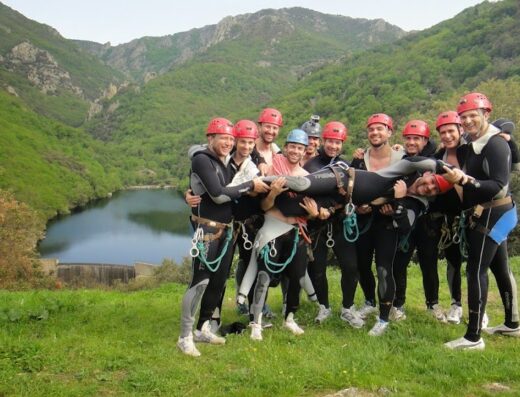 Aventure 34 – Canyoning Hérault, Spéléo, Via Ferrata, Via Corda, Escalade près de Montpellier