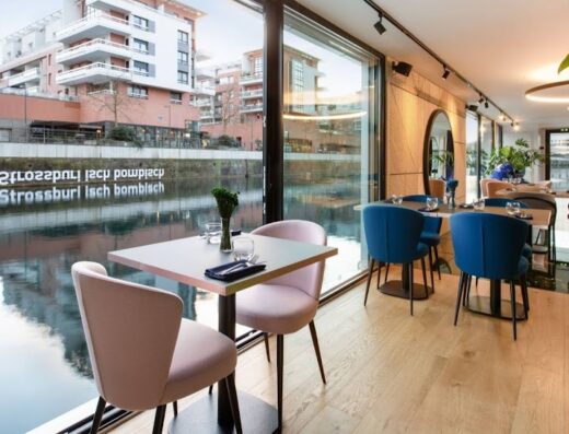 Blue Flamingo – Restaurant Flottant Insolite et Bar Rooftop à Strasbourg