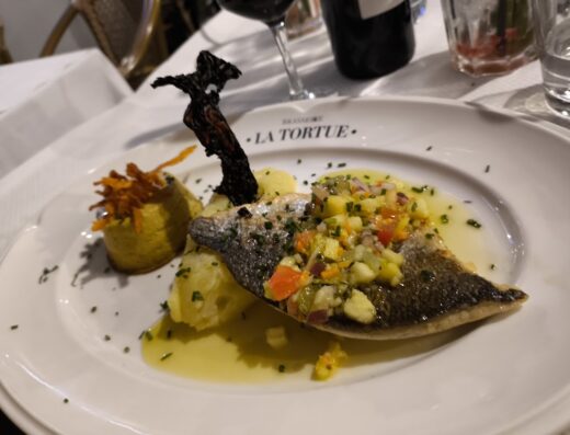 Brasserie La Tortue Port de Toulon