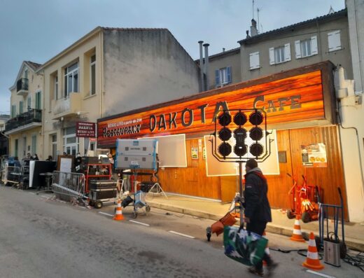 Dakota – Restaurant Festif Karaoké
