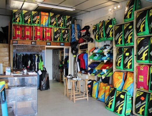 HIBISKITE SHOP ÉCOLE DE KITESURF WINGSURF