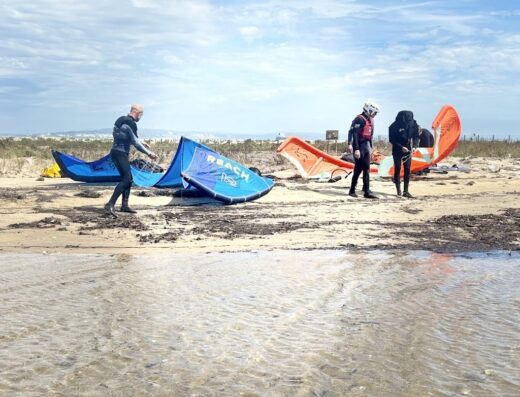 Hot School – Kitesurf – Wingfoil – SUP