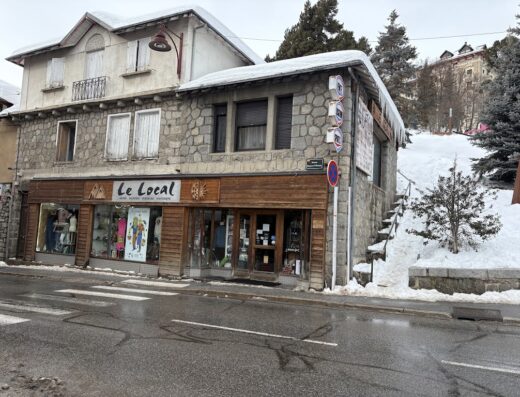 Le Local location et vente de snowboard