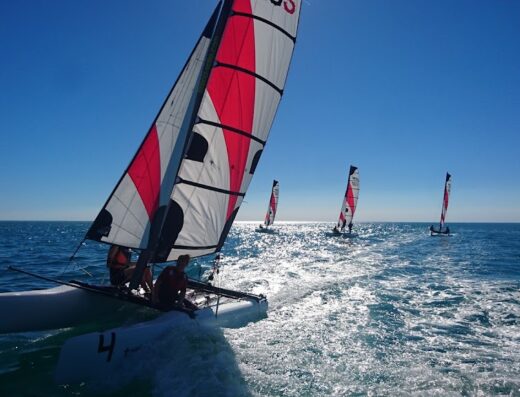 MaximumGlisse Ecole de voile, de Kitesurf, de WINGFOIL