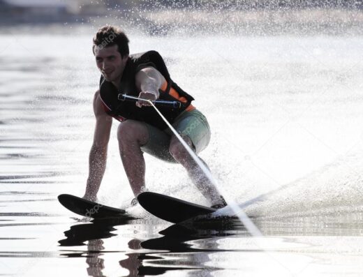 Méd in Kite . Ecole de kitesurf. Wingfoil. Wakeboard ski nautique . Hyères