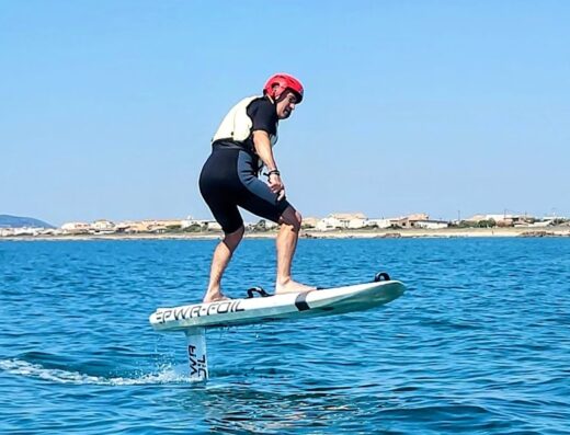 Tiki Center Ecole de Kitesurf, Wingfoil, E Foil, Paddle, Wake | Frontignan Sète Montpellier
